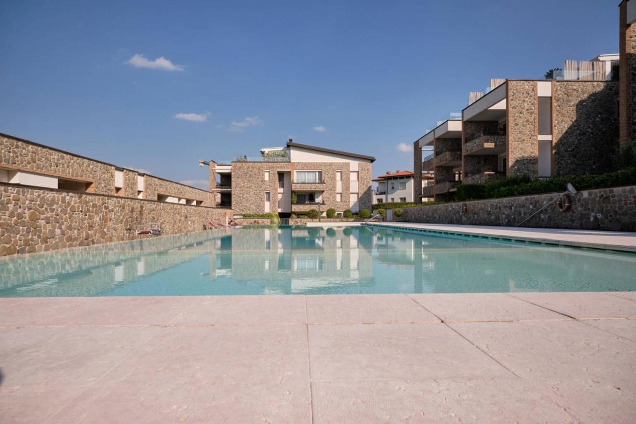 Warda B11 Apartment Ντεζεντσάνο ντελ Γκάρντα Εξωτερικό φωτογραφία