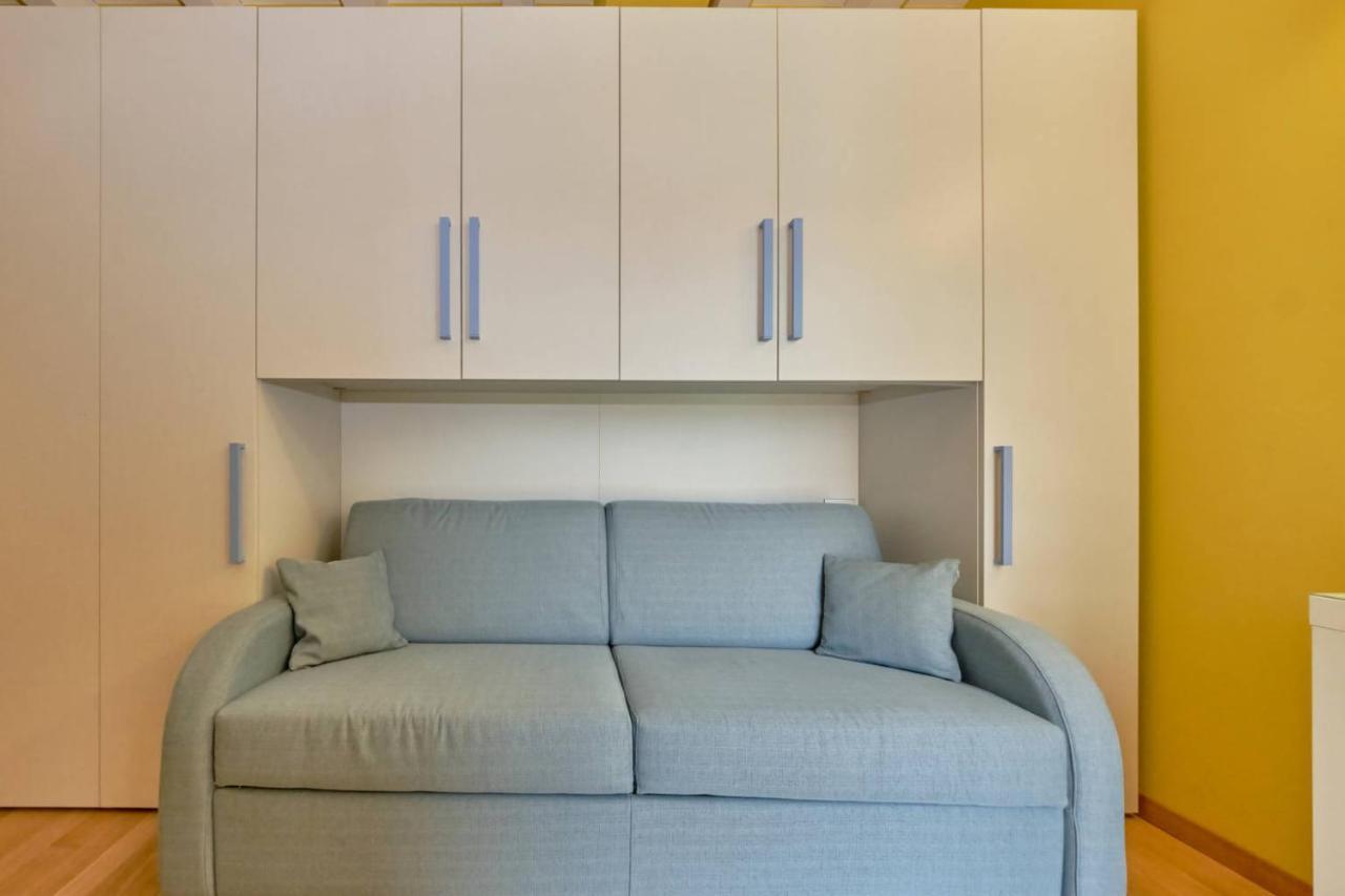 Warda B11 Apartment Ντεζεντσάνο ντελ Γκάρντα Εξωτερικό φωτογραφία